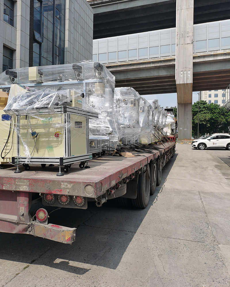 周六發模切機組合線到江蘇